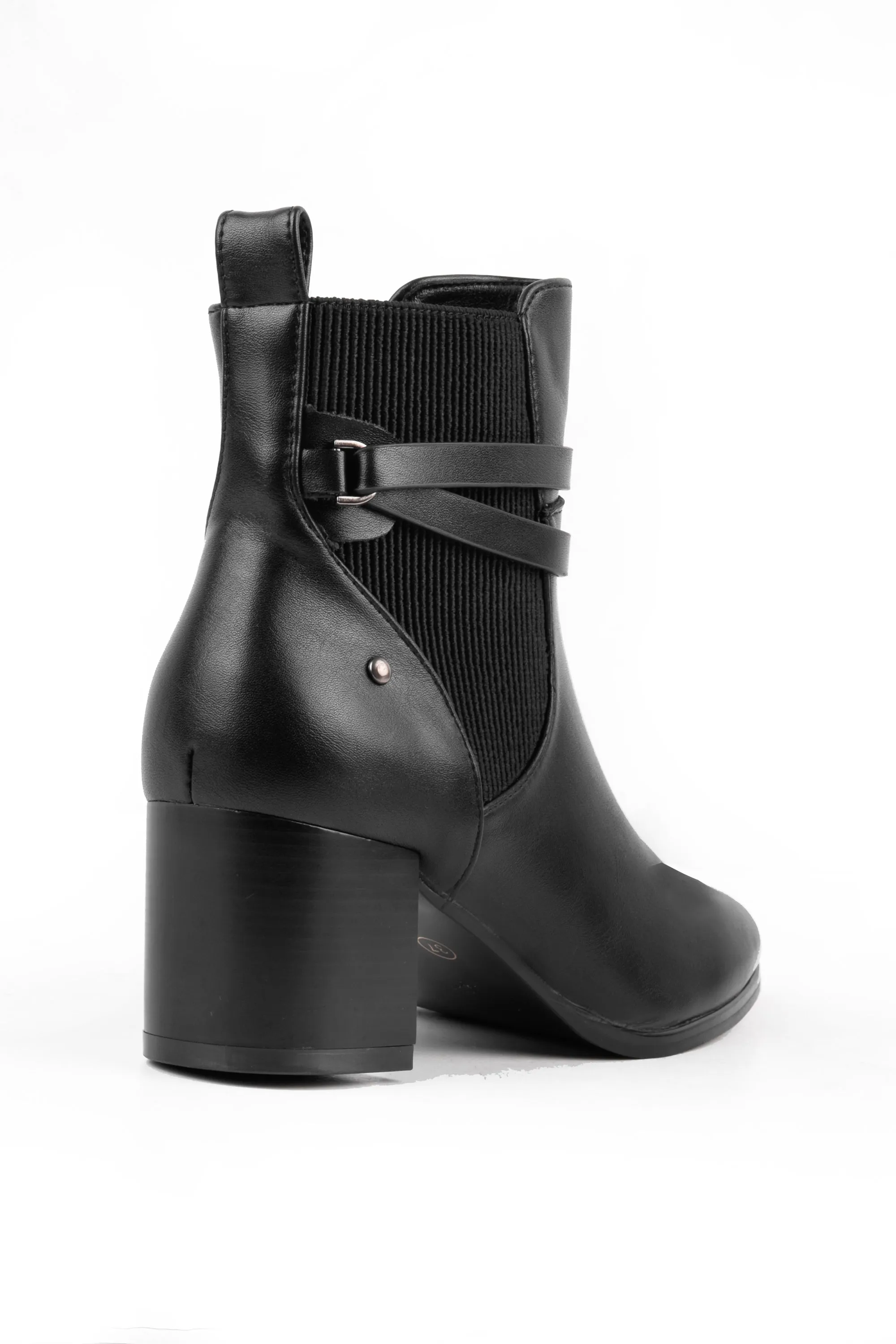 01-5007 Ankle Boot