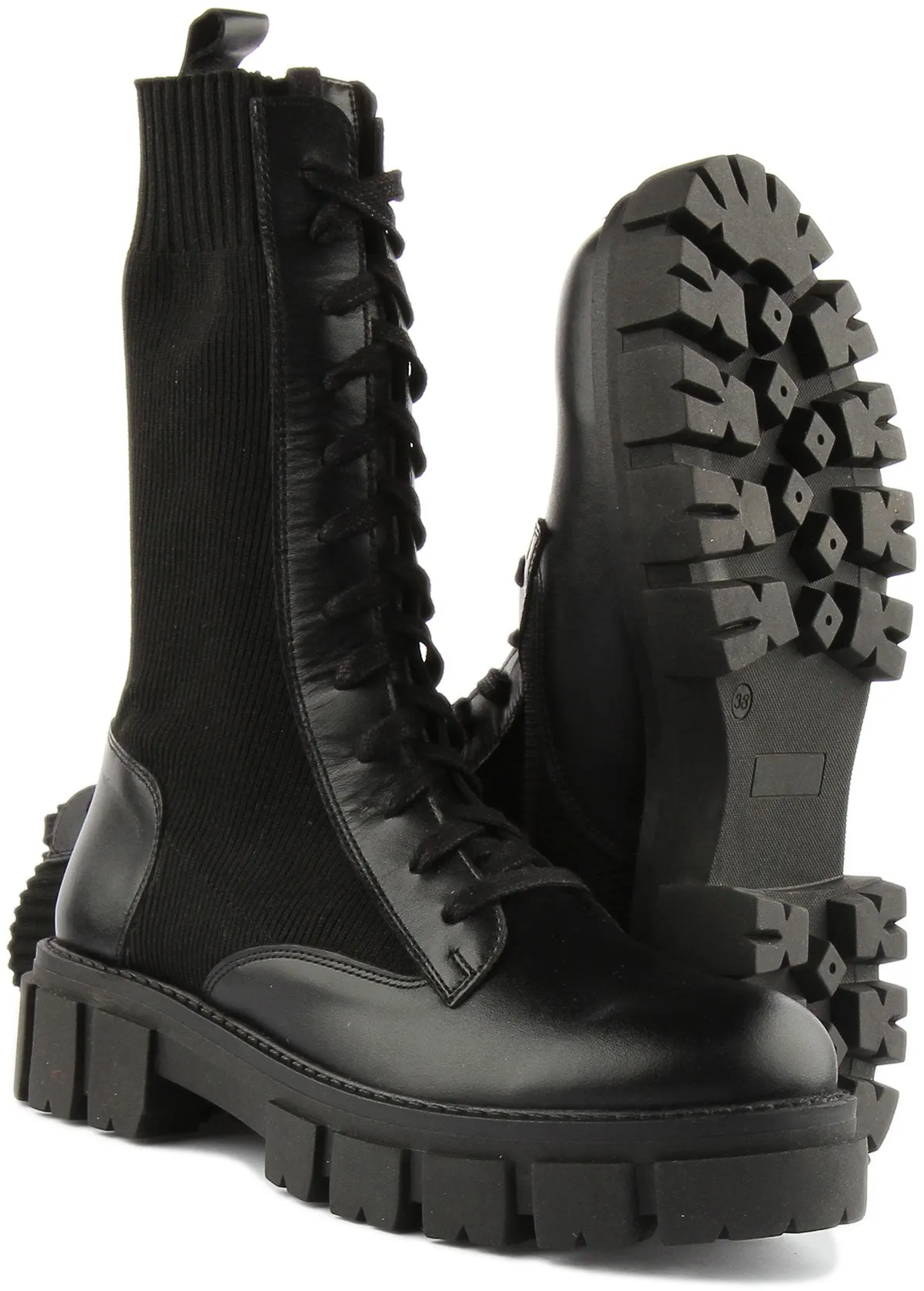 Astera Lace up Ankle Boots In Black