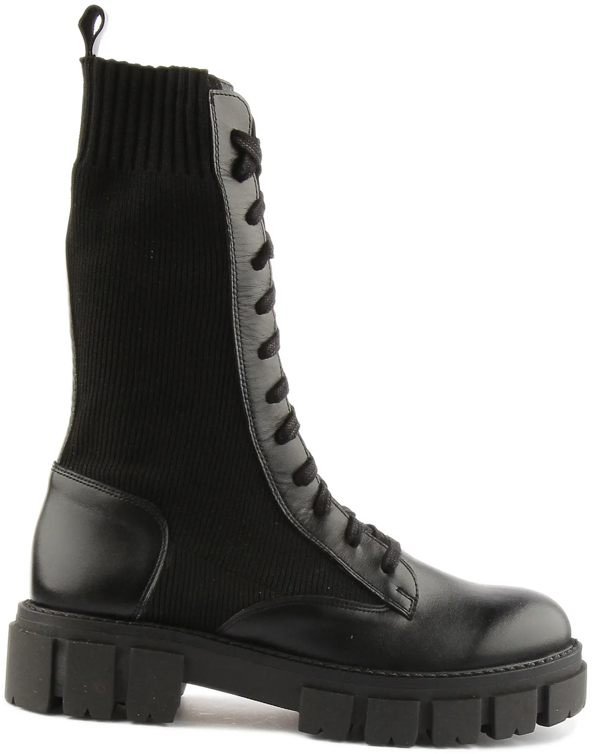 Astera Lace up Ankle Boots In Black