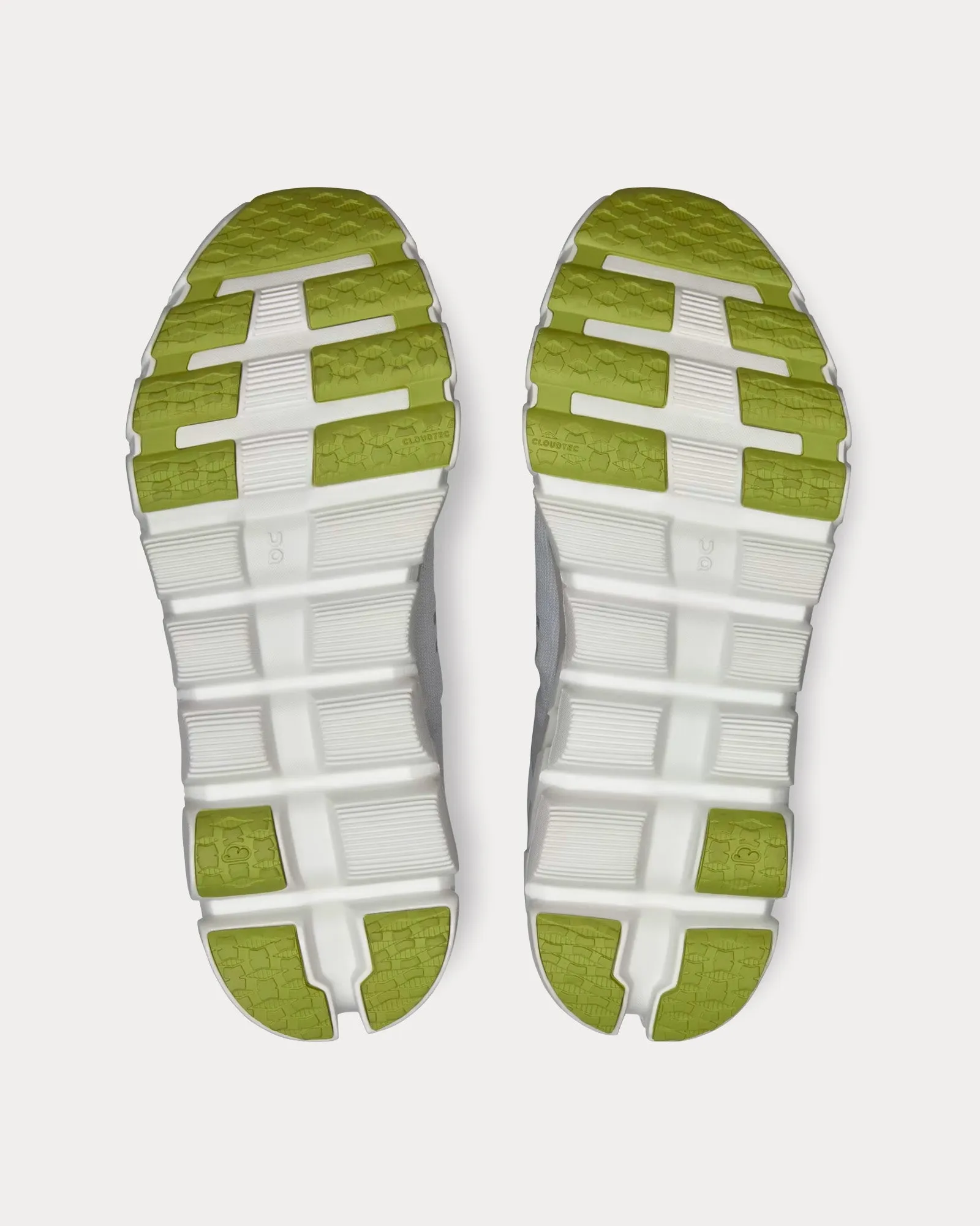 Cloudflow 4 White / Sand Running Shoes