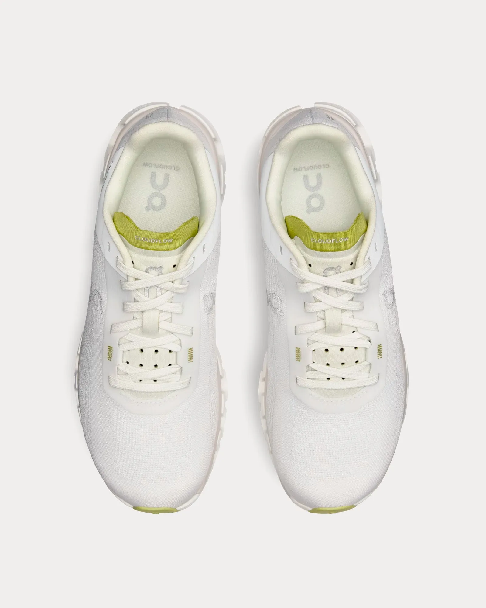 Cloudflow 4 White / Sand Running Shoes