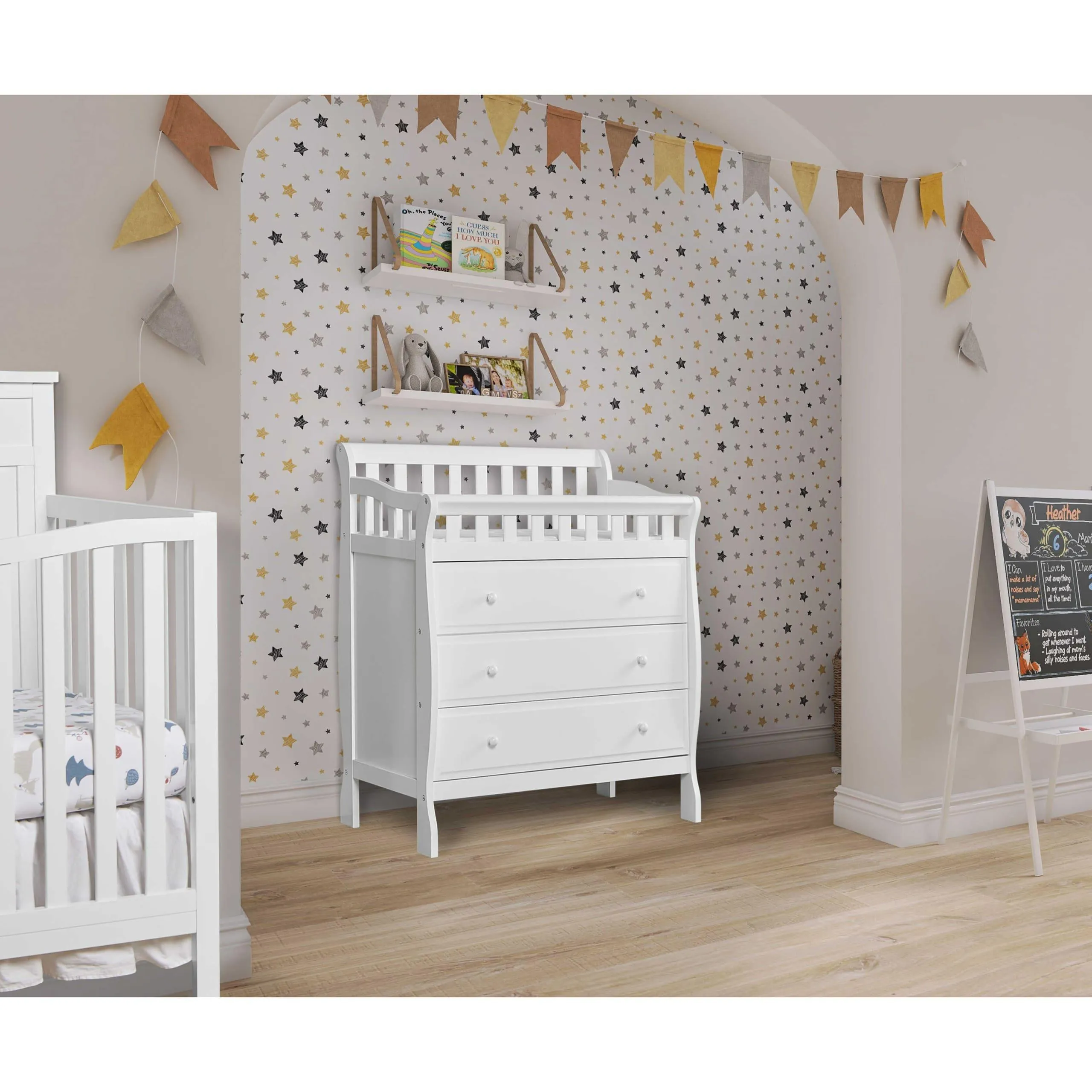 Dream on Me Marcus Changing Table and Dresser