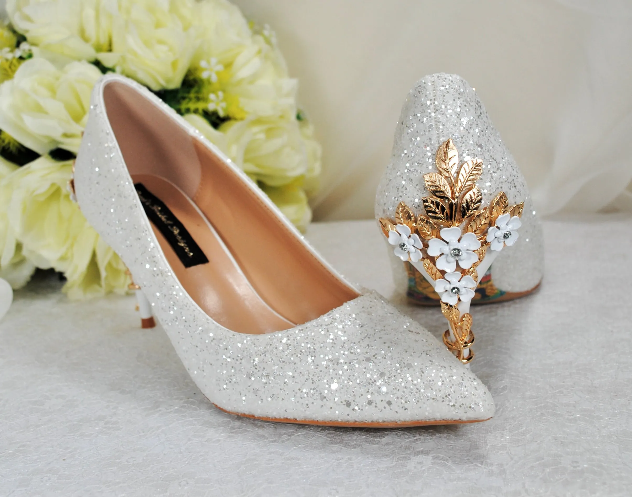 Ellora - White