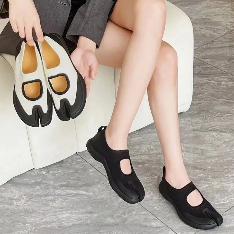 Handmade Cowhide Tabi Mary Jane Flats with 20mm Heel in Black/White