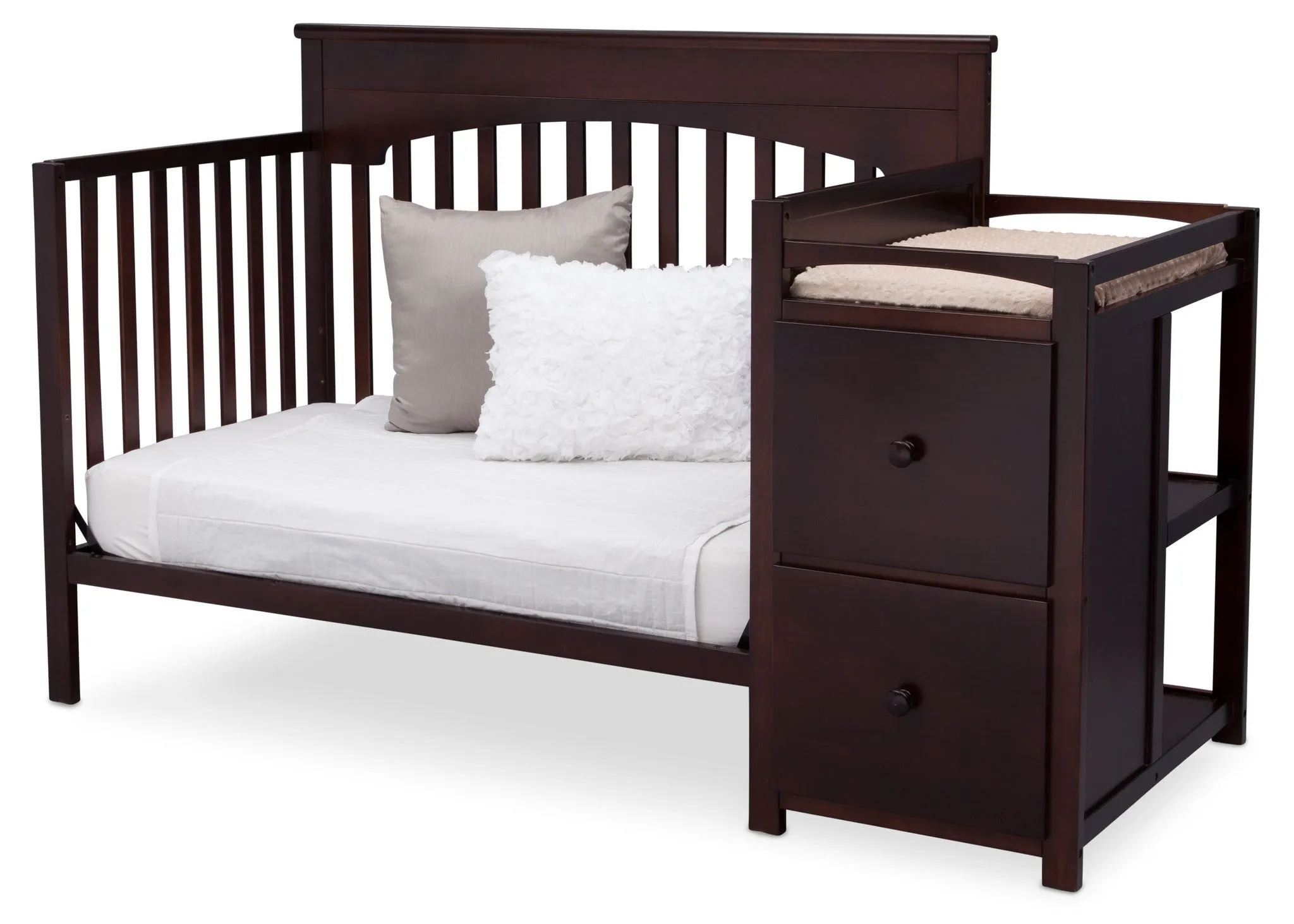 Layla Crib 'N' Changer