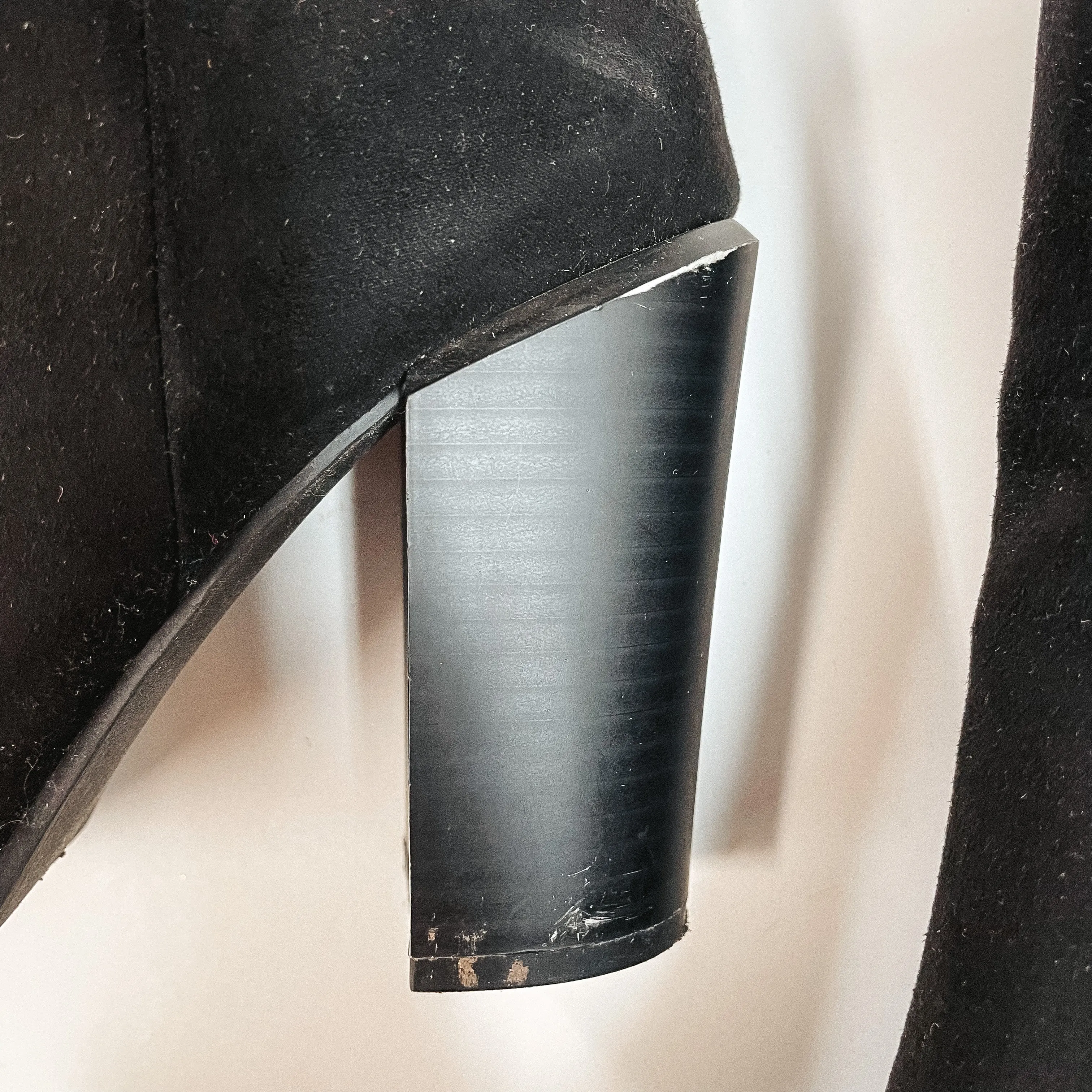 Model Shoes Size 9 | Walking By Side Zip Heeled Booties with Pointed Toe in Black