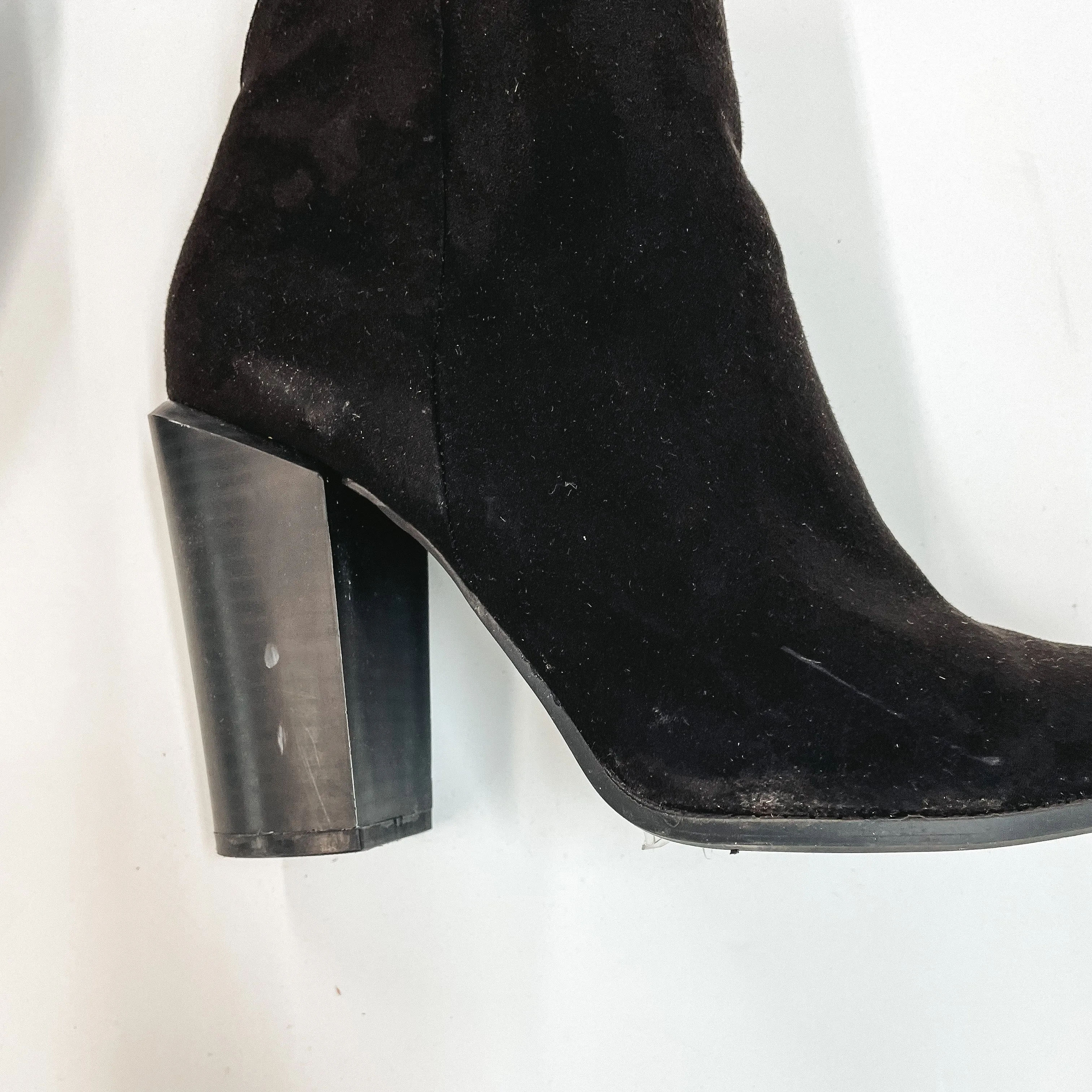 Model Shoes Size 9 | Walking By Side Zip Heeled Booties with Pointed Toe in Black