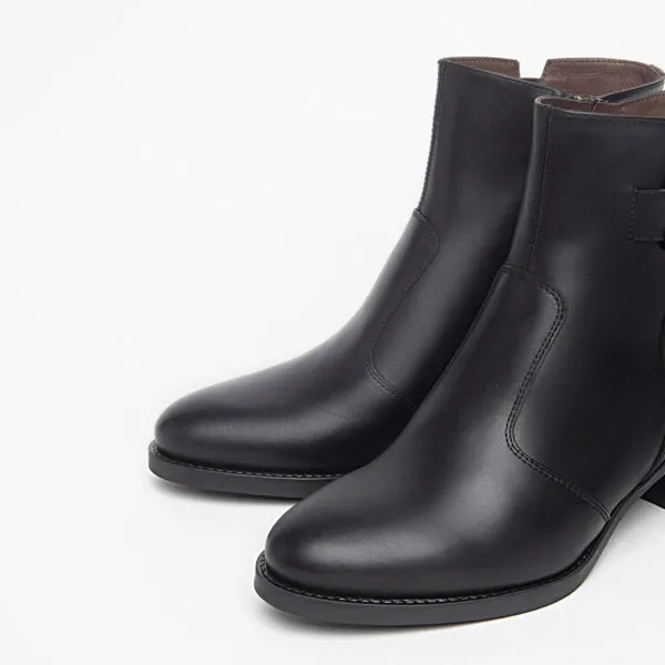 NEROGIARDINI WOMEN ANKLE BOOTS IN BLACK AND DARK BROWN