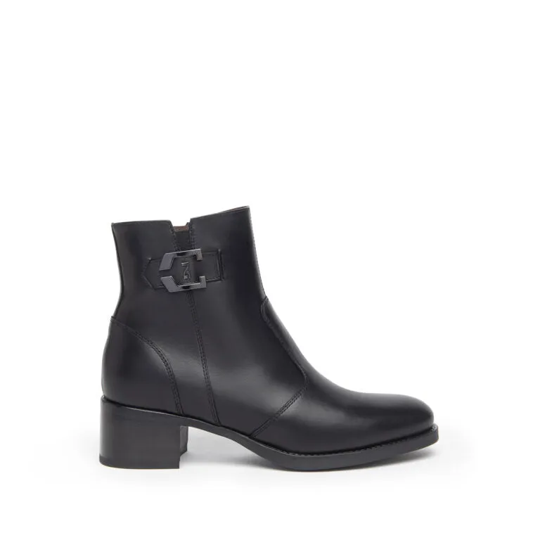NEROGIARDINI WOMEN ANKLE BOOTS IN BLACK AND DARK BROWN