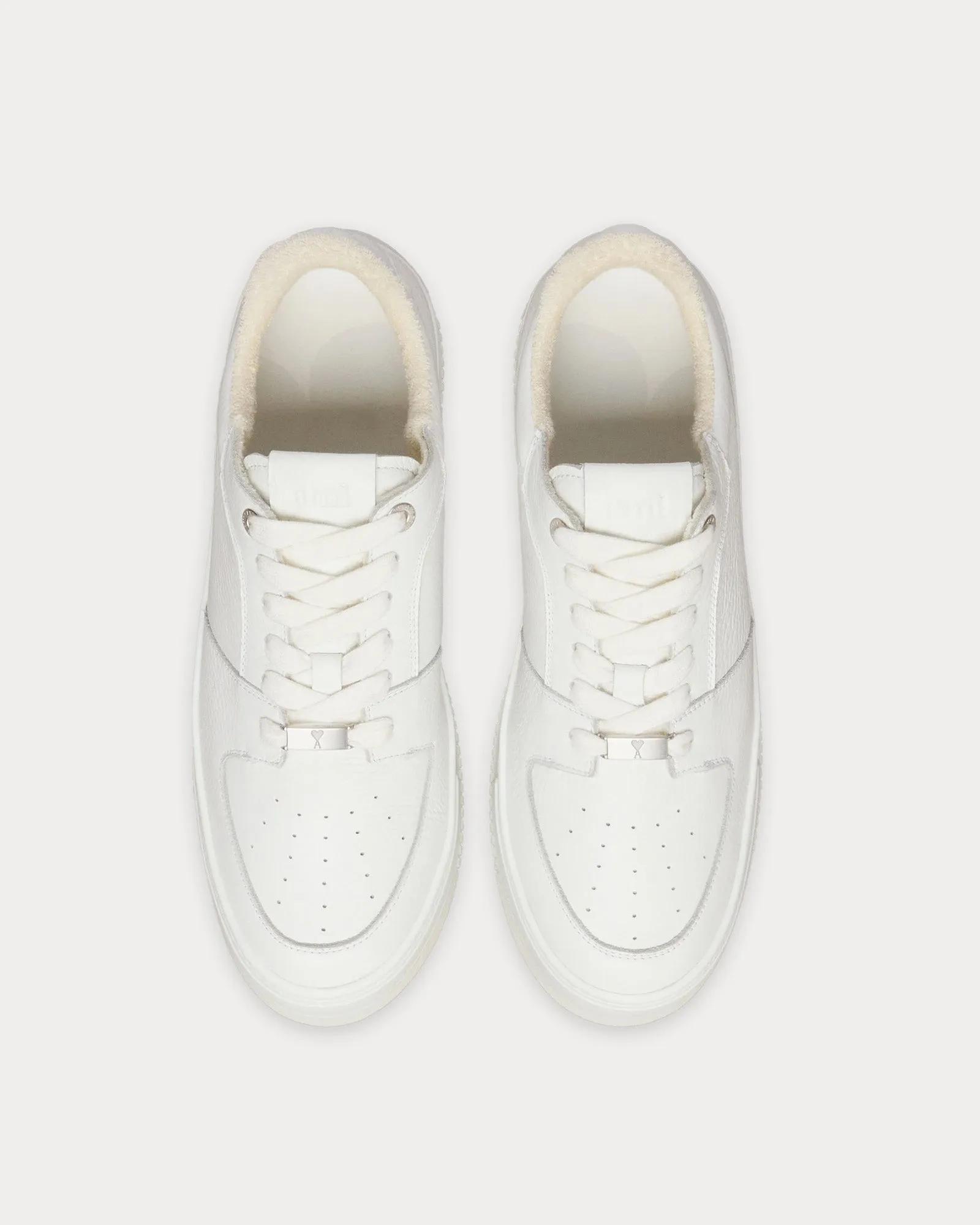 New Lace Up Arcade Leather White Low Top Sneakers