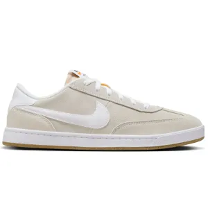 Nike SB Dunk FC Classic - Summit White/Summit White