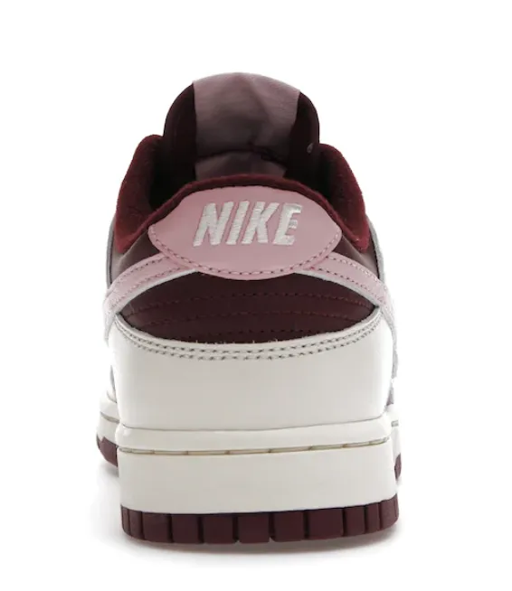 Nike SB Dunk Low Premium Retro PRM - Valentine's Day - DR9705 100