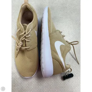 Shoes Athletic By Nike In Tan, Size: 9.5