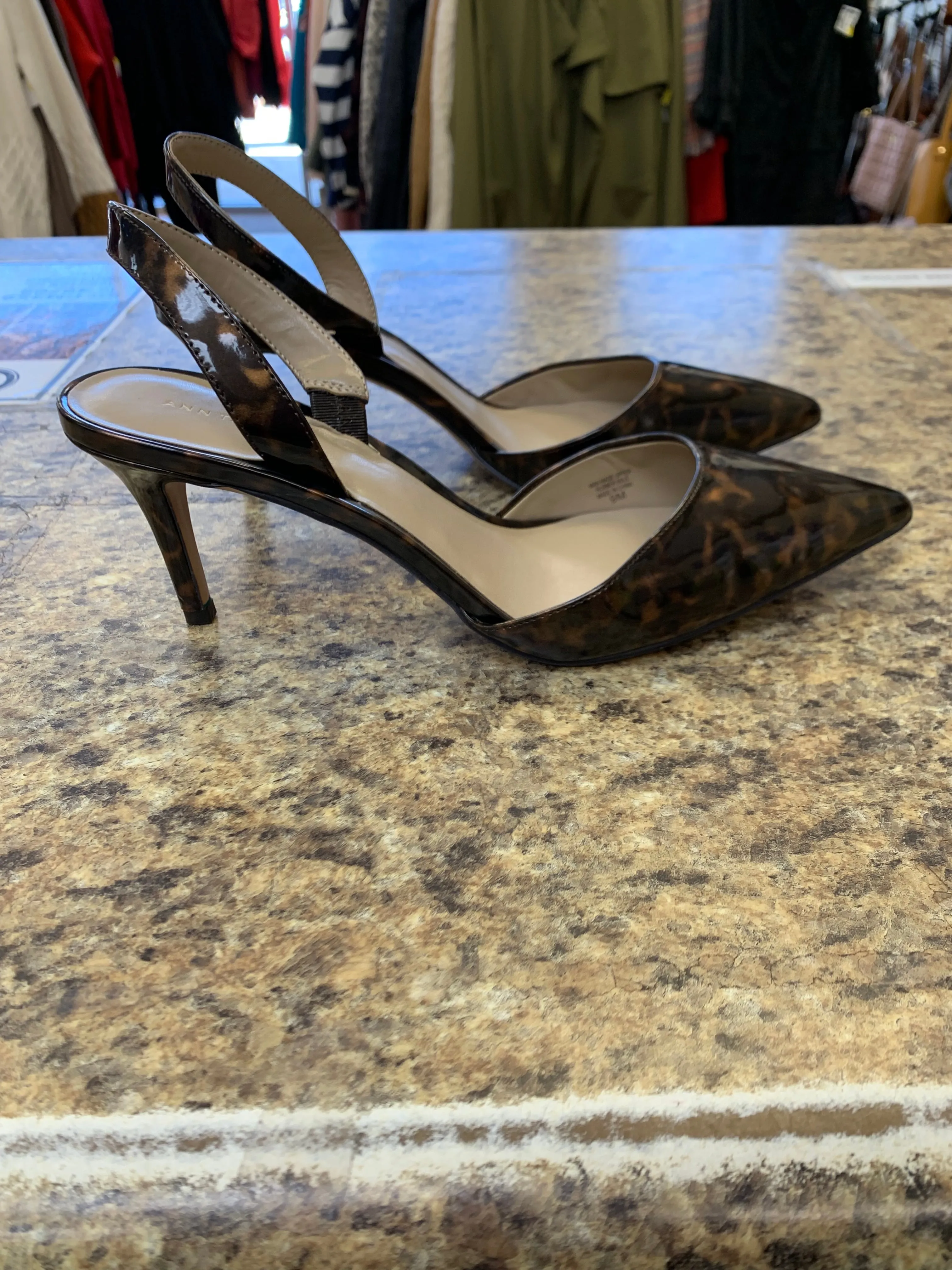 Shoes Heels Kitten By Ann Taylor In Tortoise Shell Print, Size: 9