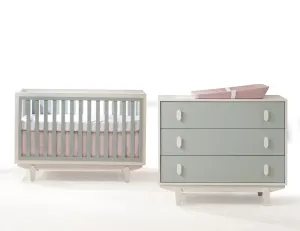 Tulip Tate Classic Convertible Crib & 3 Drawer Dresser Set